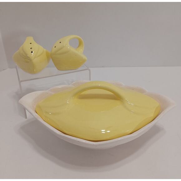 Vintage USA 231 Pottery Covered Dish With Salt And Pepper Yellow MCM Mid Century - Picture 1 of 13